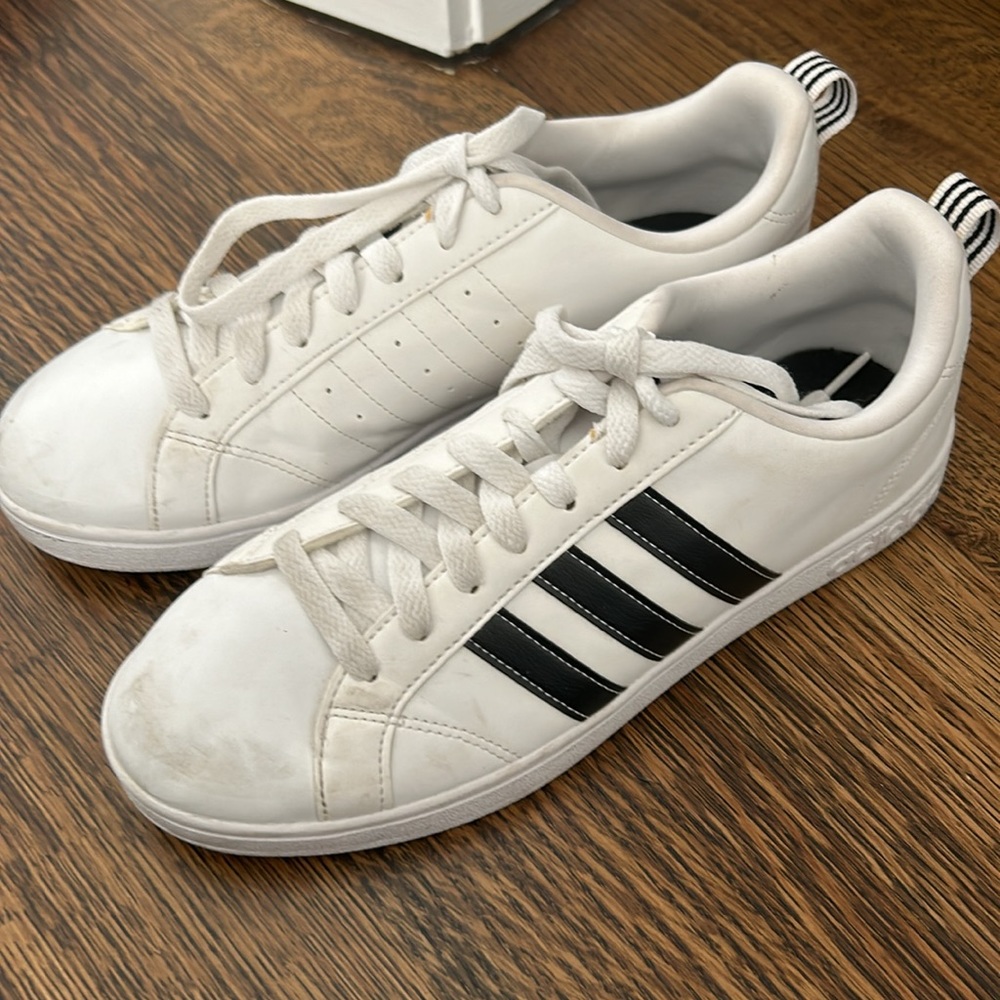 Adidas sneakers. Size 8. Men. - Picture 4 of 5